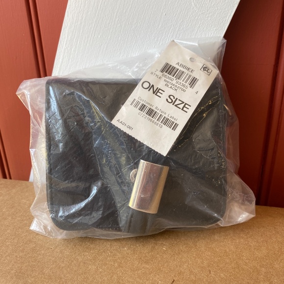 ALFANI Abbiee Small Zip-Around Wallet - Picture 6 of 6